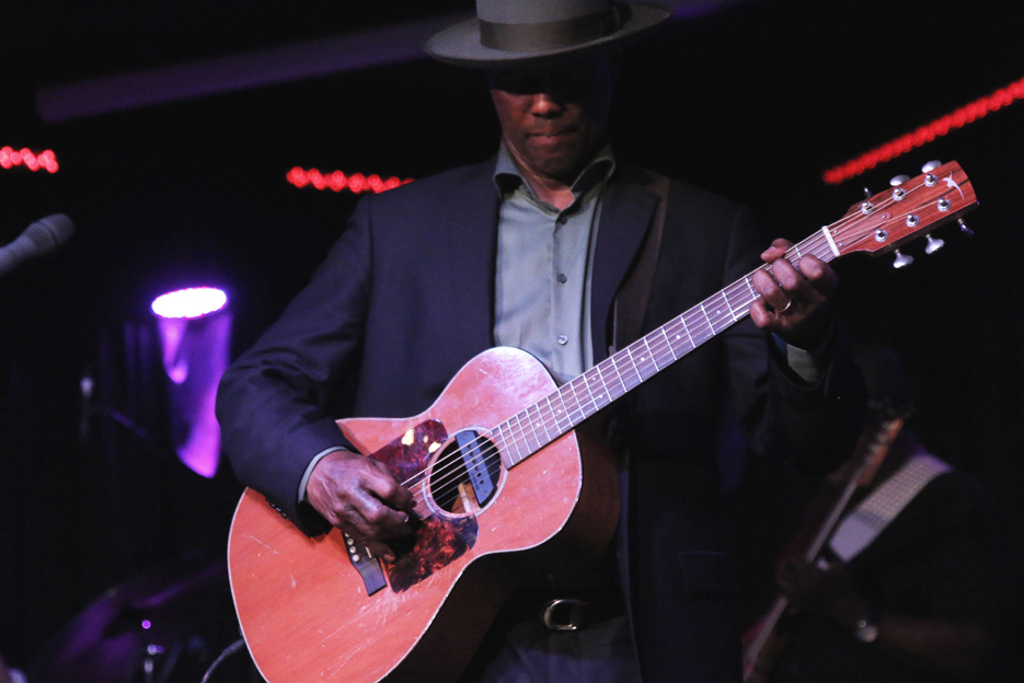 REVIEW: ERIC BIBB - THE FYREFLY, ST.KILDA - Australian Musician Magazine